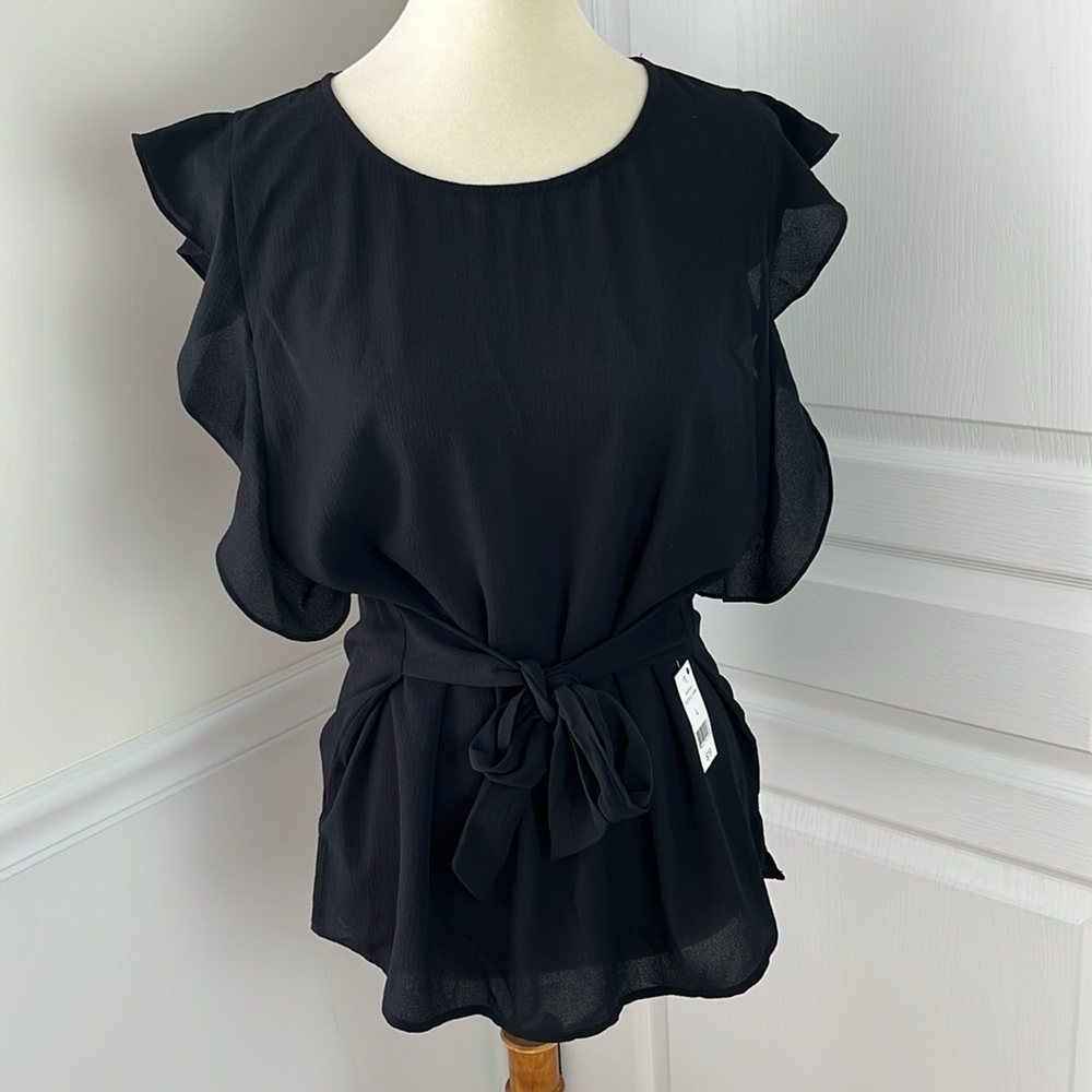 NWT Dip Woven Ruffle Tank/Blouse
